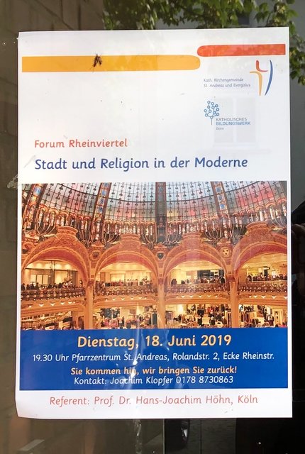 Aushang zum Vortrag „Stadt und Religion in der Moderne“ | Foto: privat