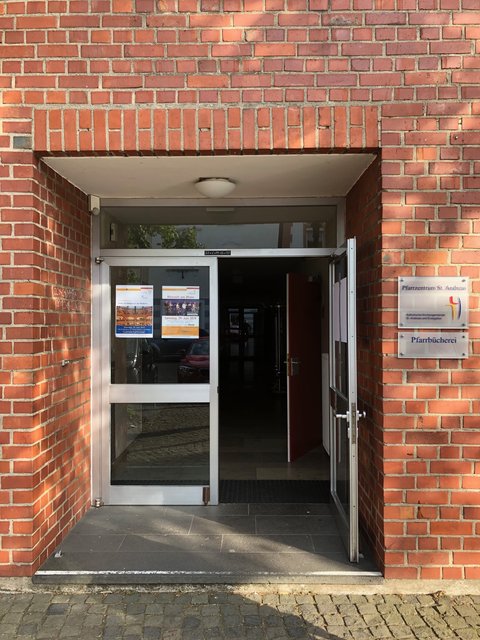 Eingang zum Pfarrzentrum St. Andreas (Rüngsdorf) | Foto: privat