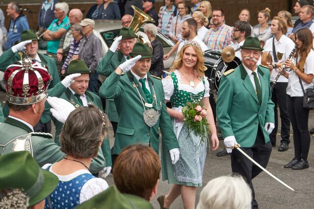 Schützenfestumzug in Flittard. | Foto: Florian Seiffert