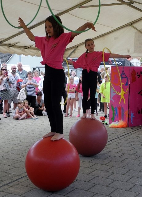 Auch der Gesamtschulzirkus Halli Galli war wieder dabei | Foto: Bild: B. Folkmann