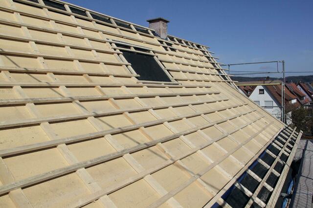 Dämmung aus Holz ist ein nachhaltiger Beitrag zum Klimaschutz. | Foto: VHD/akz-o