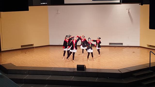 Furios Diamonds, Ballett und Show, ab 6 Jahre