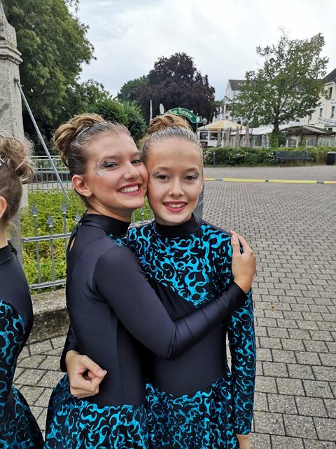 Nachwuchstrainerinnen Nelly und Luisa
