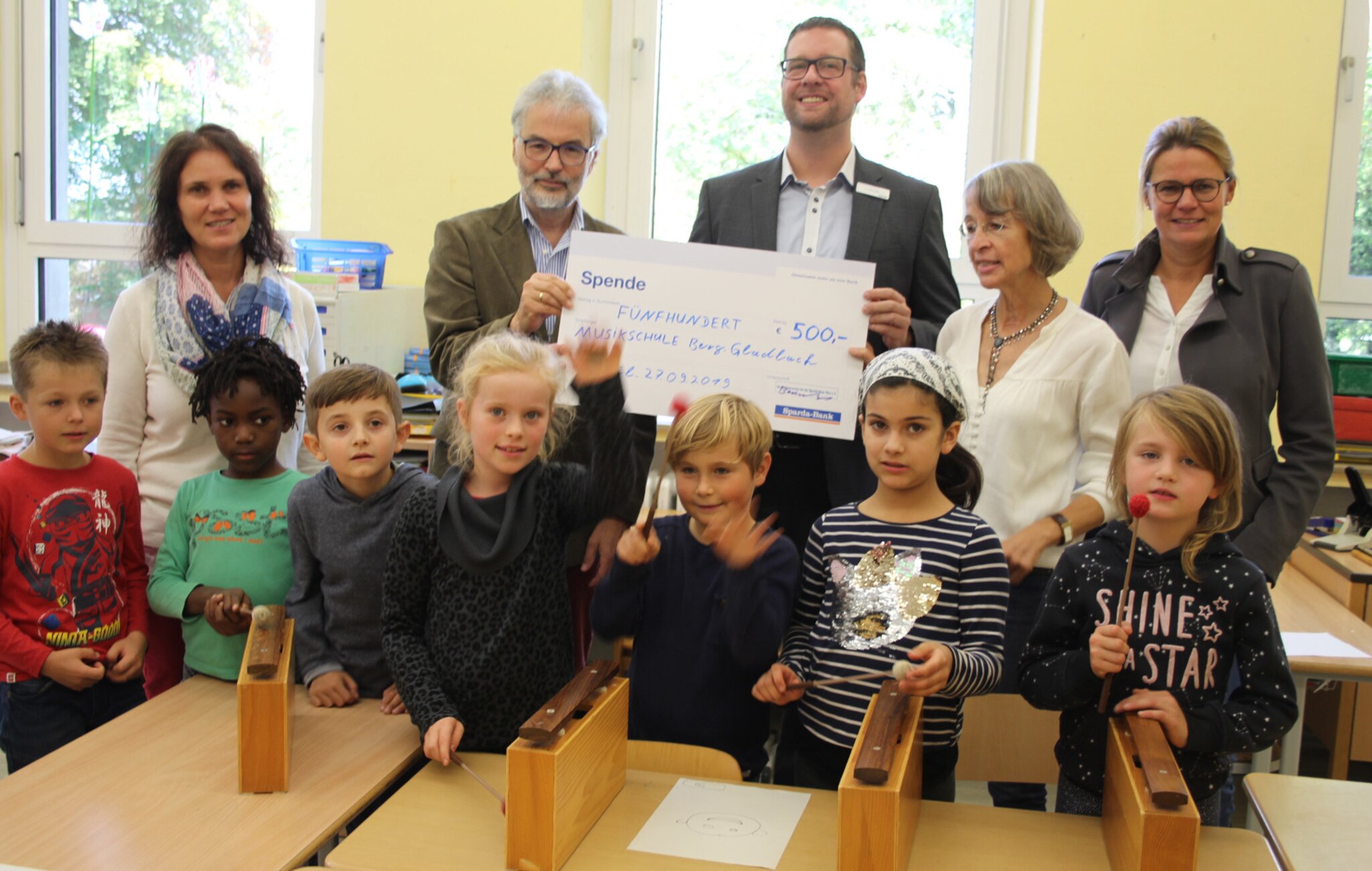 Kleine „Musikforscher“ mit großer Unterstützung: Musik-AG der OGS Sand ...