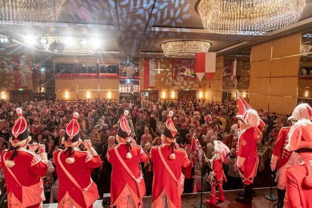 Meisterliche Sitzung: Handwerker-Senioren feierten im Kristallsaal der Köln Messe - Köln
