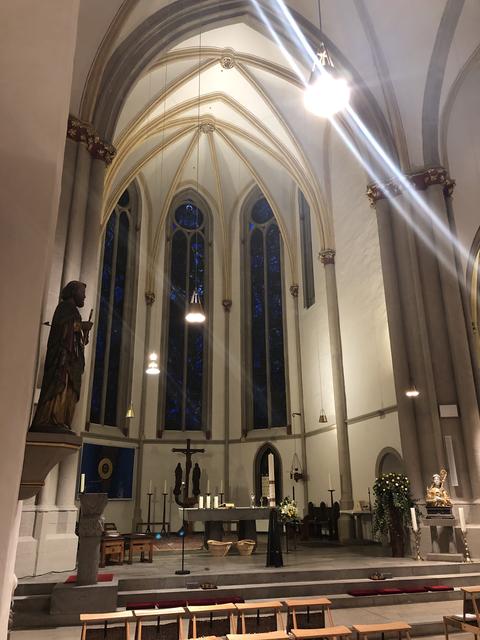 Innenraum von St. Peter (Vilich)  | Foto: privat