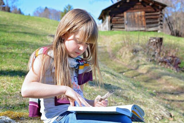 Auch in den Ferien sind Bücher gute Begleiter. | Foto: PeziBear/Pixabay
