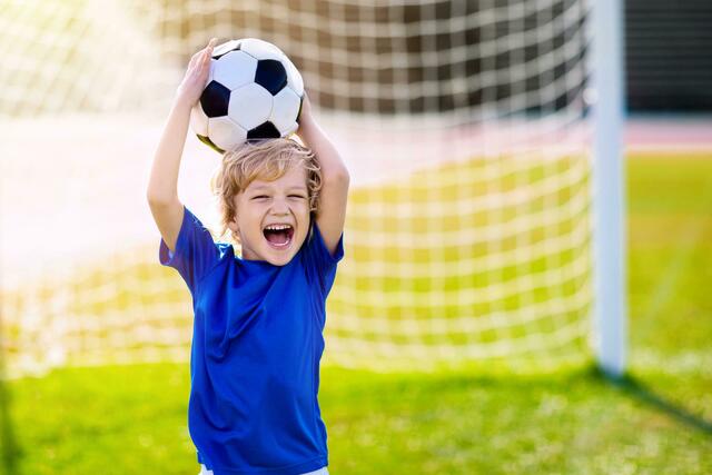 Feriensportangebote für Kinder und Jugendliche bieten viele Sportvereine an. Dabei nutzen sie die Möglichkeit, städtische Sportstätten und Turnhallen in diesen Ferien nutzen zu können. Die Auflistung erhebt keinen Anspruch auf Vollständigkeit. Die Angaben sind ohne Gewähr. | Foto: famveldman
