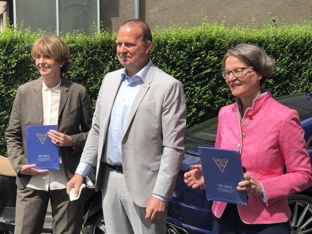 v.L.n.R. Kölns Oberbürgermeisterin Henriette Reker, Thomas Meißner WGaV, Ina Scharrenbach, Ministerin für Heimat, Kommunales, Bau und Gleichstellung des Landes Nordrhein-Westfalen