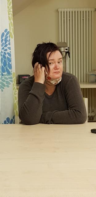 Claudia Posner, 31, ist im Leben vor allem eins wichtig: Die Liebe. Sie träumt davon, ohne Hilfe zu duschen und zu baden. Dafür übt sie. 

 | Foto: Blatt-Gold