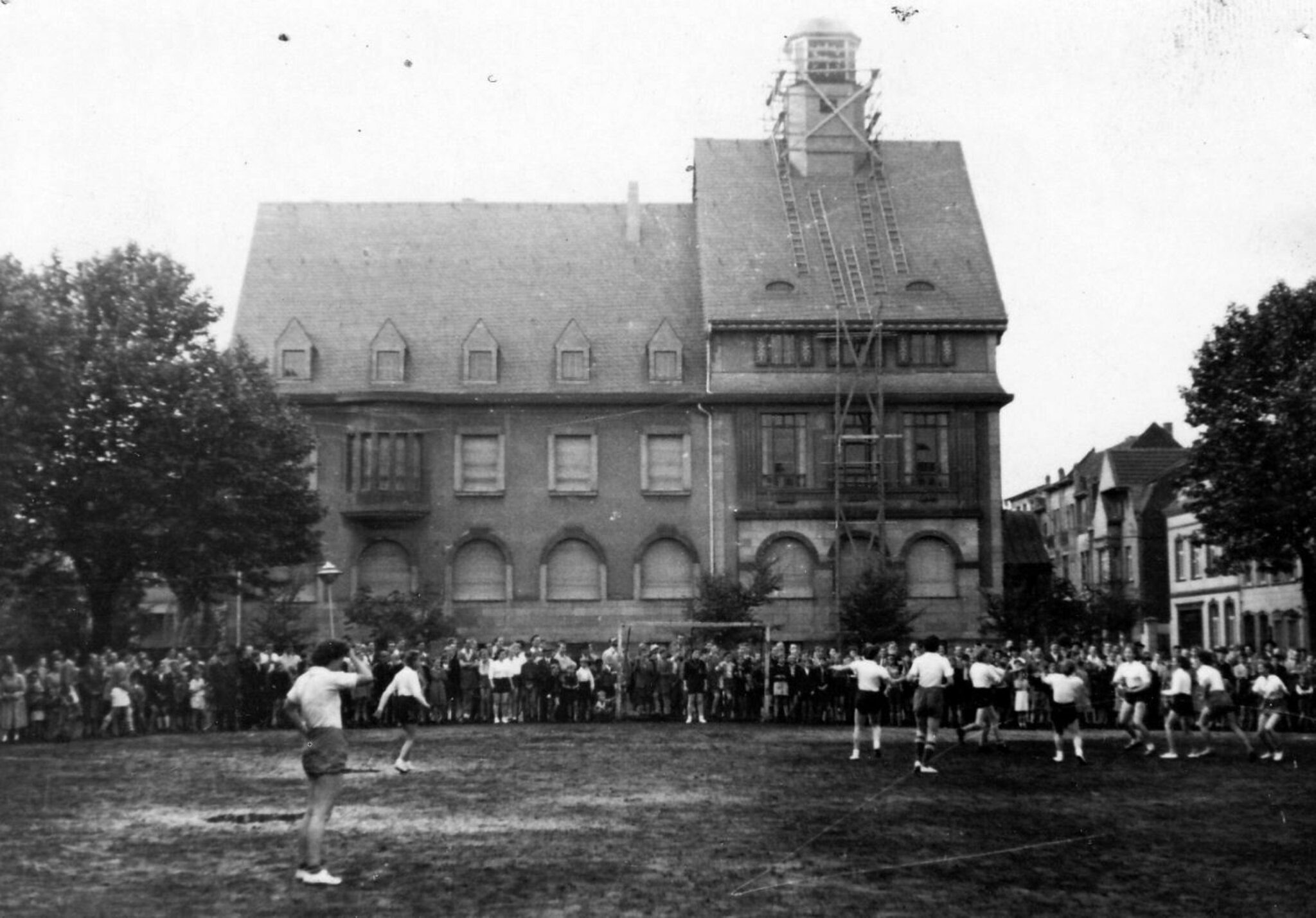 Sport in Frechen So war das damals Teil 1 TS Frechen besiegt den