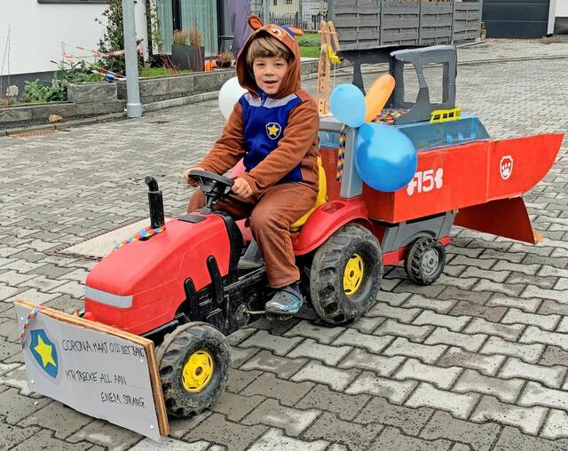 Kennziffer 113 - „Meine Mama hat mir geholfen und den Sea Patroller der Paw Patrol für mich gebaut. Ich heiße Max und ihr seht mich als Chase“, schreibt uns Max Schröder (6) aus Bornheim-Dersdorf. | Foto: Max Schröder