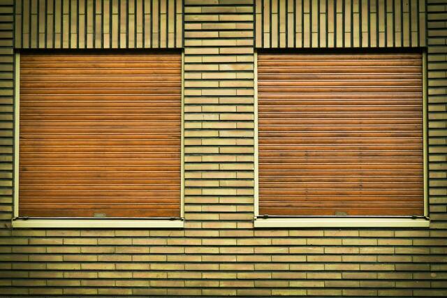 Das Ausmessen der Fenster ist ein wichtiger Schritt bei der Nutzung des Rollo-Konfigurators. | Foto: Pixabay-com © Michael Gaida CCO Public Domain