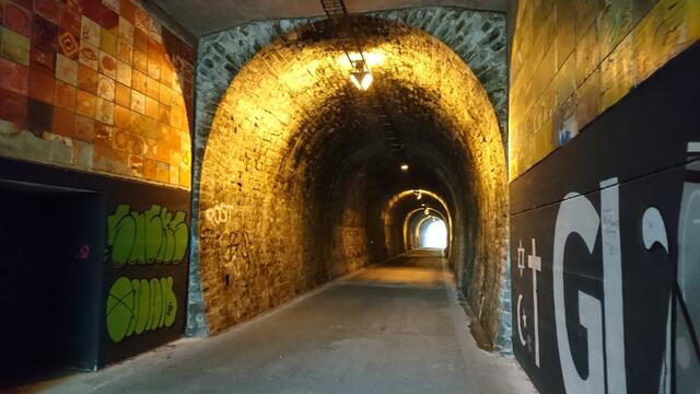 Die Korkenziehertrasse - mal tief unter der Stadt Solingen | Foto: Jana Markefka