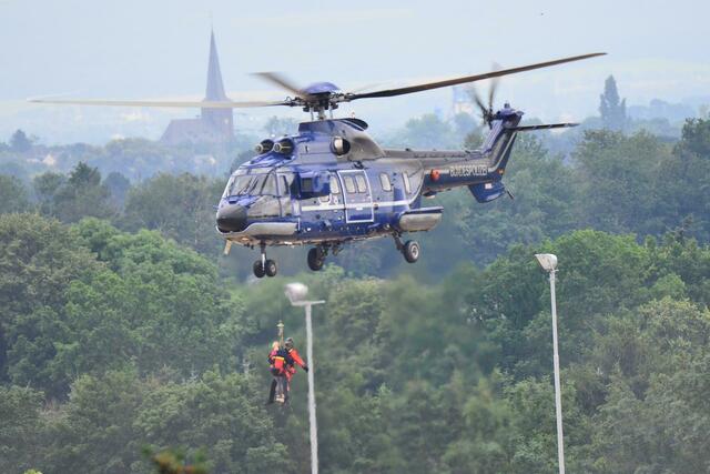Einige Bliesheimer mussten sogar mit Hubschraubern gerettet werden. | Foto: Peter Schultes