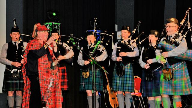 Stefania Castelli, Sound of Scotland Pipes &amp; Drums, Axel Römer | Foto: Bildrechte: Michael Enders, Fotograf Maxx Hoenes 
