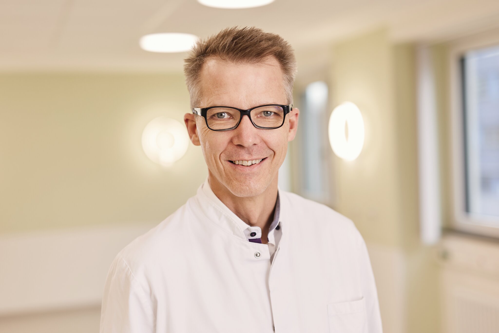 Expertentelefon Osteoporose: Prof. Dr. Stefan Reuter vom Klinikum ...