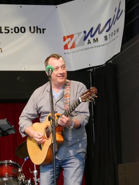 Lehrer-Vorstellung der Musikschule Metronom.  | Foto: Anita Brandtstäter