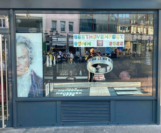 Schaufenster G - Café-Konditorei Müller-Langhardt, Markt 36 | Foto: Bürger für Beethoven