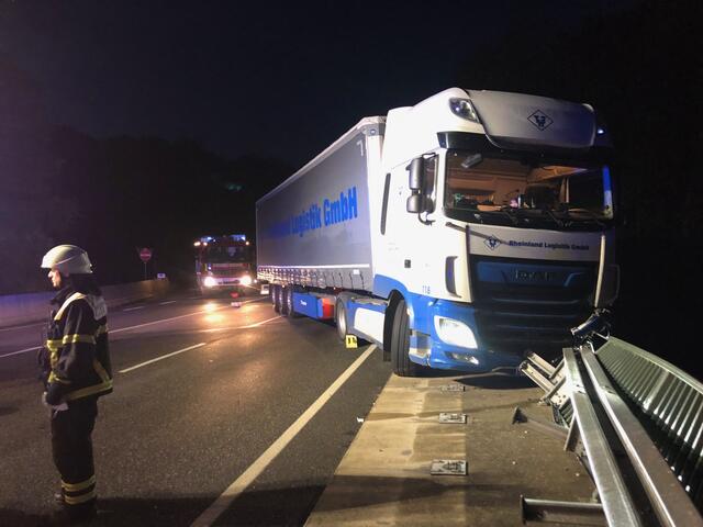 Die Situation vor Ort kurz nach dem Unfall. | Foto: Montserrat Manke