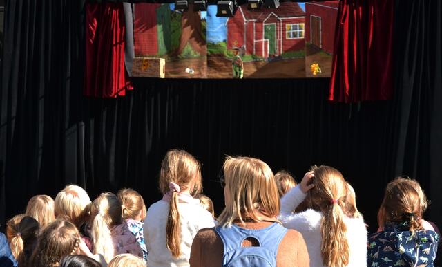 Viel Spaß hatten die Kinder beim Puppentheater Barberella | Foto: Horst Nauen