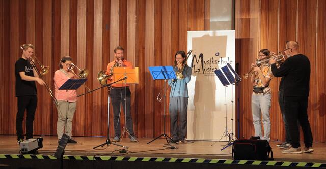 Es geht doch nichts über einen satten Sound der Blechbläser.  | Foto: Claudia Schott