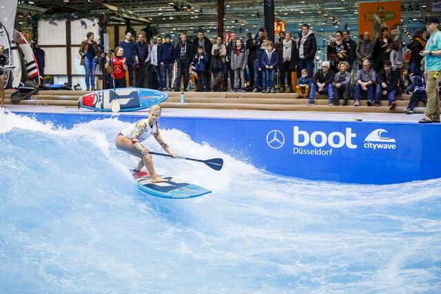 Wassersport in den Messehallen - während es draußen noch nass und kalt ist | Foto: messe.duesseldorf/c.tillmann
