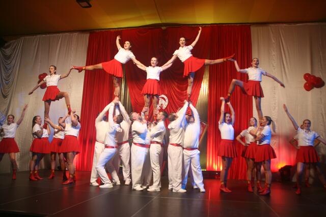 Die Tanzgruppe " Kölsche Vita " | Foto: Herrmann J.Nied