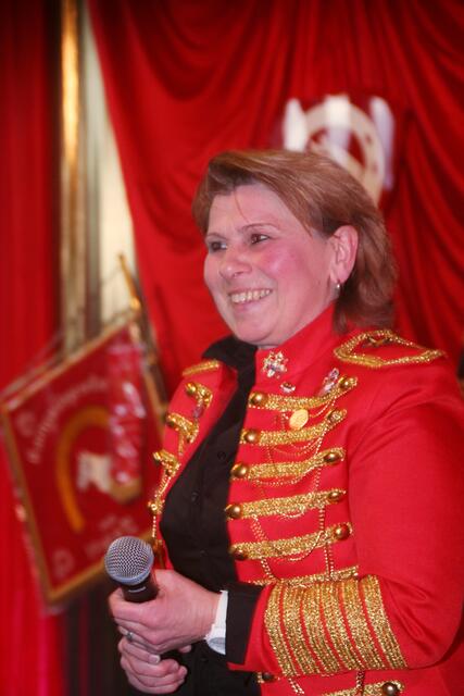 Die gut gelaunte Sängerin Katharina Köppen  | Foto: Herrmann J.Nied