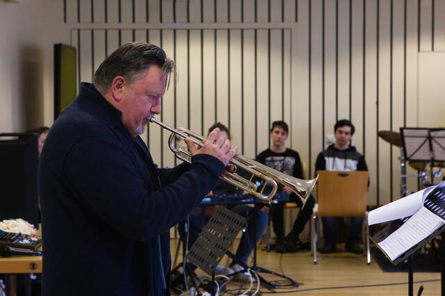 Rob Bruynen ist an der Trompete ein absoluter Meister seines Faches. | Foto: Torsten Rabe