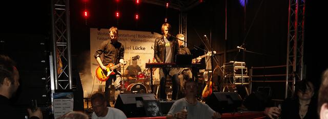 Letzter Act auf der Rheinbühne beim 11. Wesselinger RheinKlang 669 Musikfestival: Ulysseus Grand - eingesprungen für ToMess.  | Foto: RheinKlang 669 2019