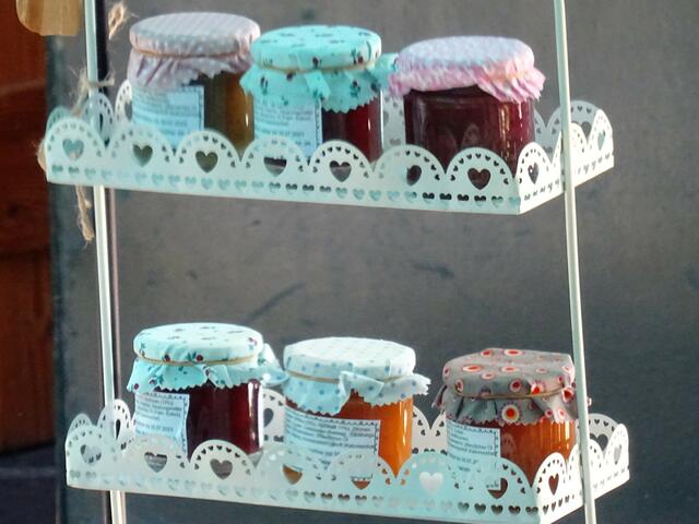 Marmelade - nur mit Bienenbestäubung möglich! | Foto: Bildrechte: Stefania Herod