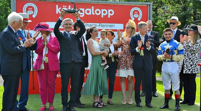 Siegerehrung und französische Nationalhymne | Foto: Horst Nauen