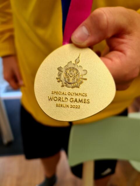 Das ist die Gold-Medaille von vorne. | Foto: Blatt-Gold