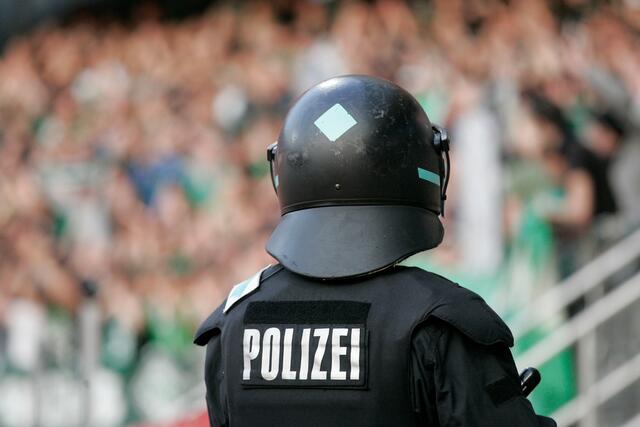 Die Polizei übt Einsätze für die EM 2024. | Foto: seite3 - stock.adobe.com