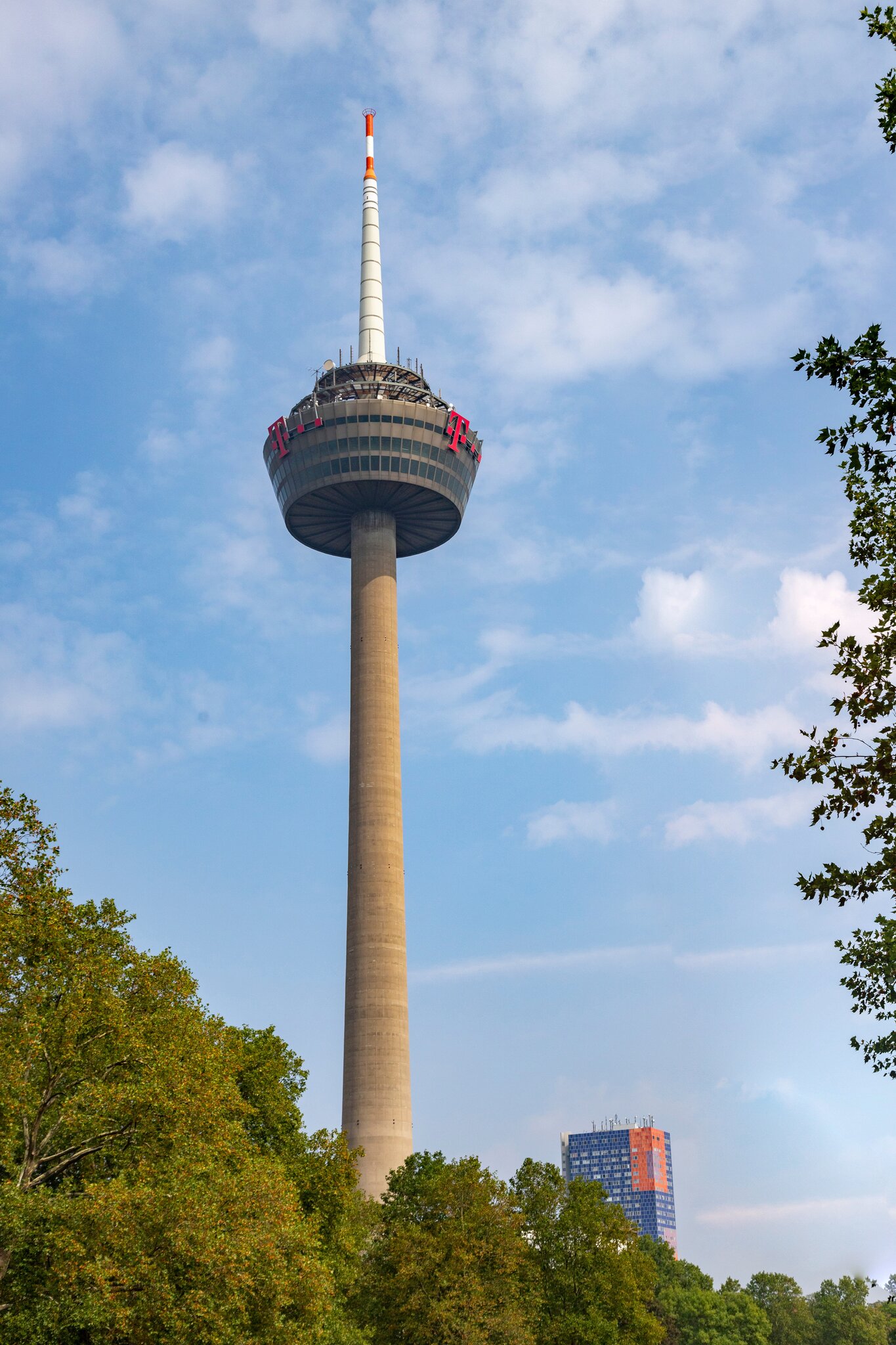 Pläne zur Colonius-Wiedereröffnung: Totgesagte leben länger - Köln