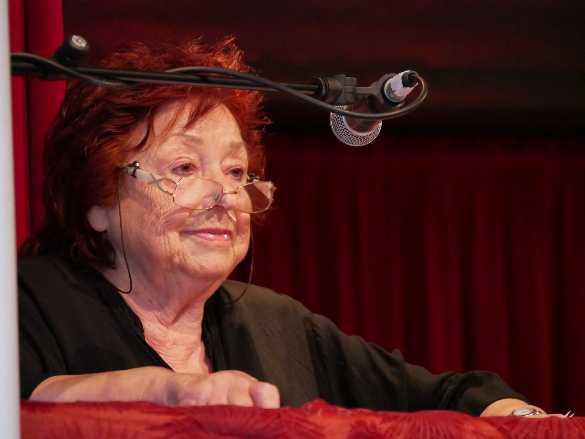 In Gedenken an Helga Rost 7.12.1944-15.3.2023: Das Rentier auf dem ...
