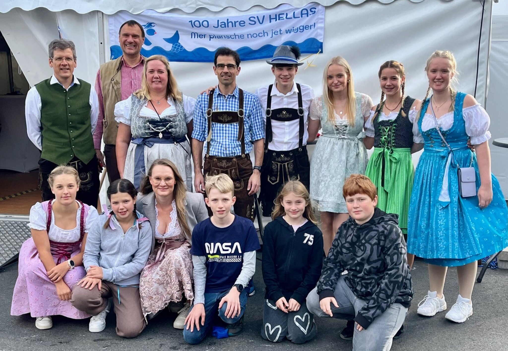 Jubiläum beim SV Hellas 1923 100 Jahre Hellas feiert mit Groß und