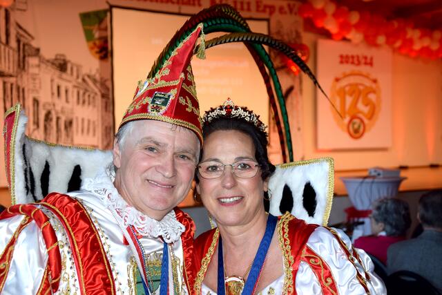 Prinz Dieter und Prinzessin Barbara gestalteten die Jubiläumsveranstaltung selbst mit ihrem stimmungsvollen Trompetenspiel mit.