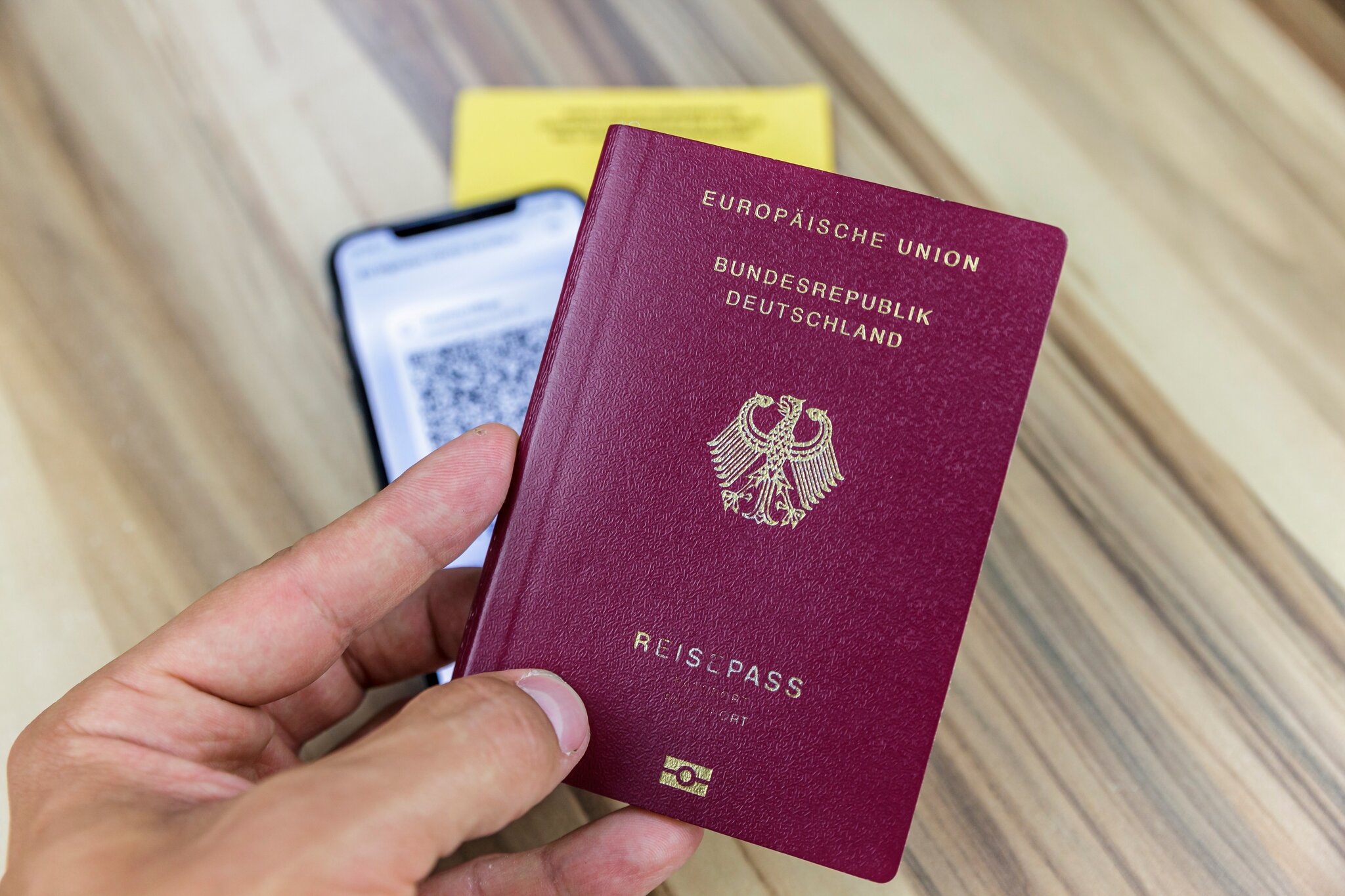 Ausgabeterminal im Bezirksrathaus PassService wird wohl ausgeweitet