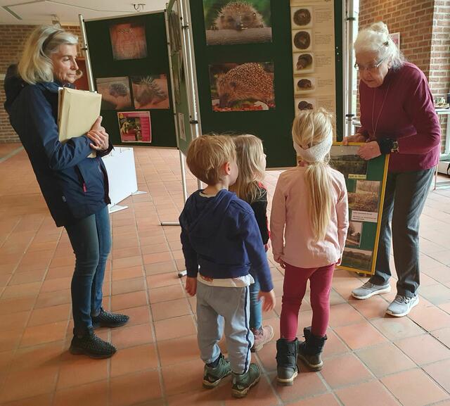 Auch die kleinste Gruppe macht begeistert mit. Vorschulkinder der Kita "Kinder Kinder", Pulheim-Sinthern  | Foto: Renate Könen