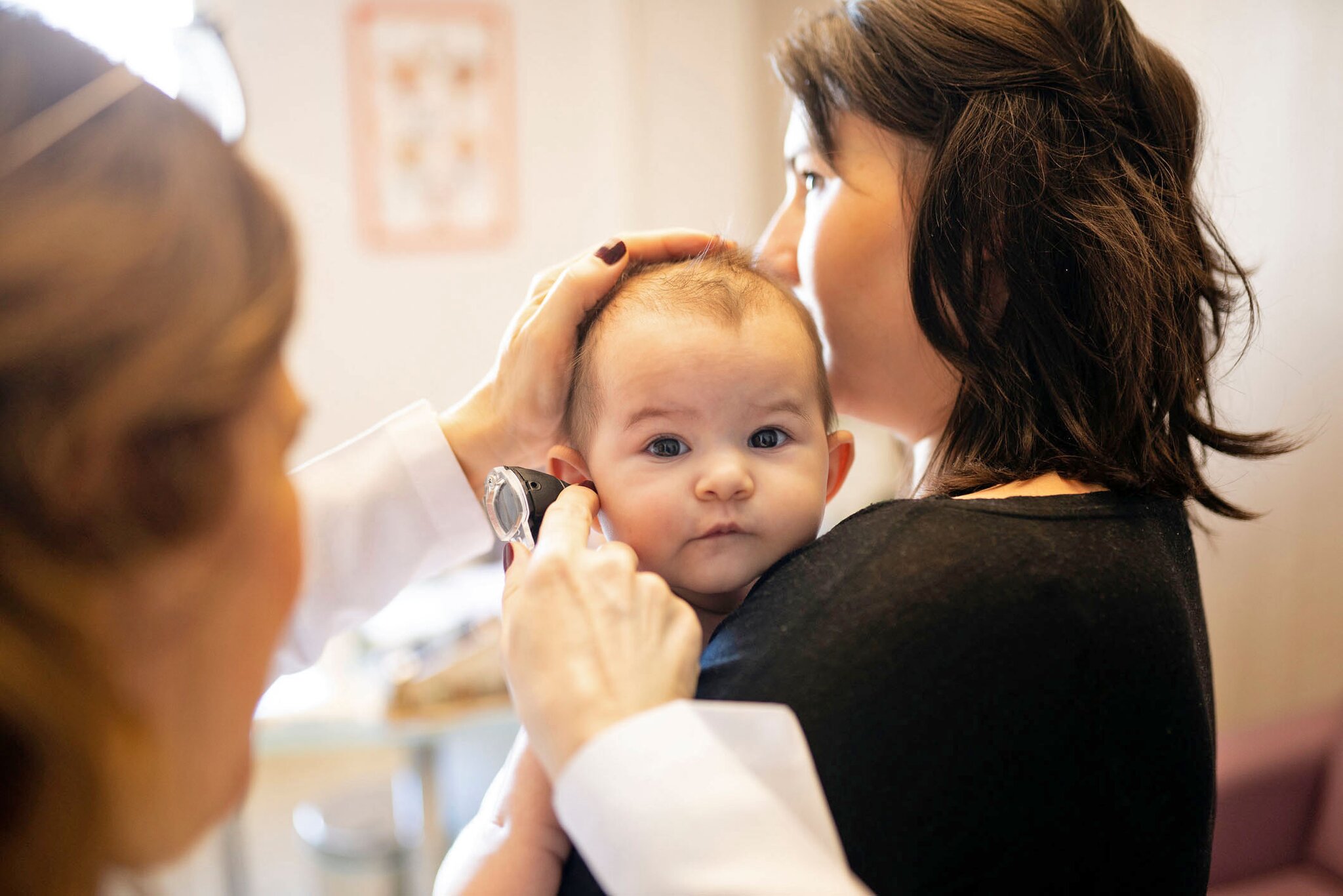 Mittelohrentzündung bei Kindern: Ein Antibiotikum ist häufig nicht