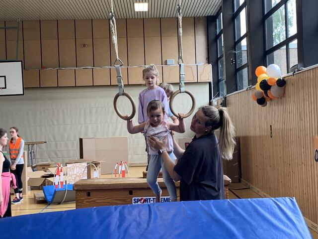 Kindern von klein auf Spaß an Sport und Bewegung machen ist das Ziel des TSV Glessen in Kooperation mit zertifizierten Tagespflegen und dem KSB Rhein-Erft | Foto: Andrea Floß