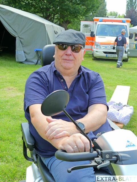 Eines der Gründungsmitglieder der Bad Honnefer Jugendfeuerwehr ist der heute 76-jährige Heinz Olbermann, der das Jubiläum ebenfalls mitfeierte. | Foto: Gast