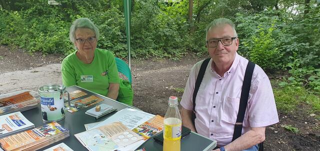 Marga und Jürgen, Standbetreuung an Checkpoint 2 | Foto: Heinz Könen