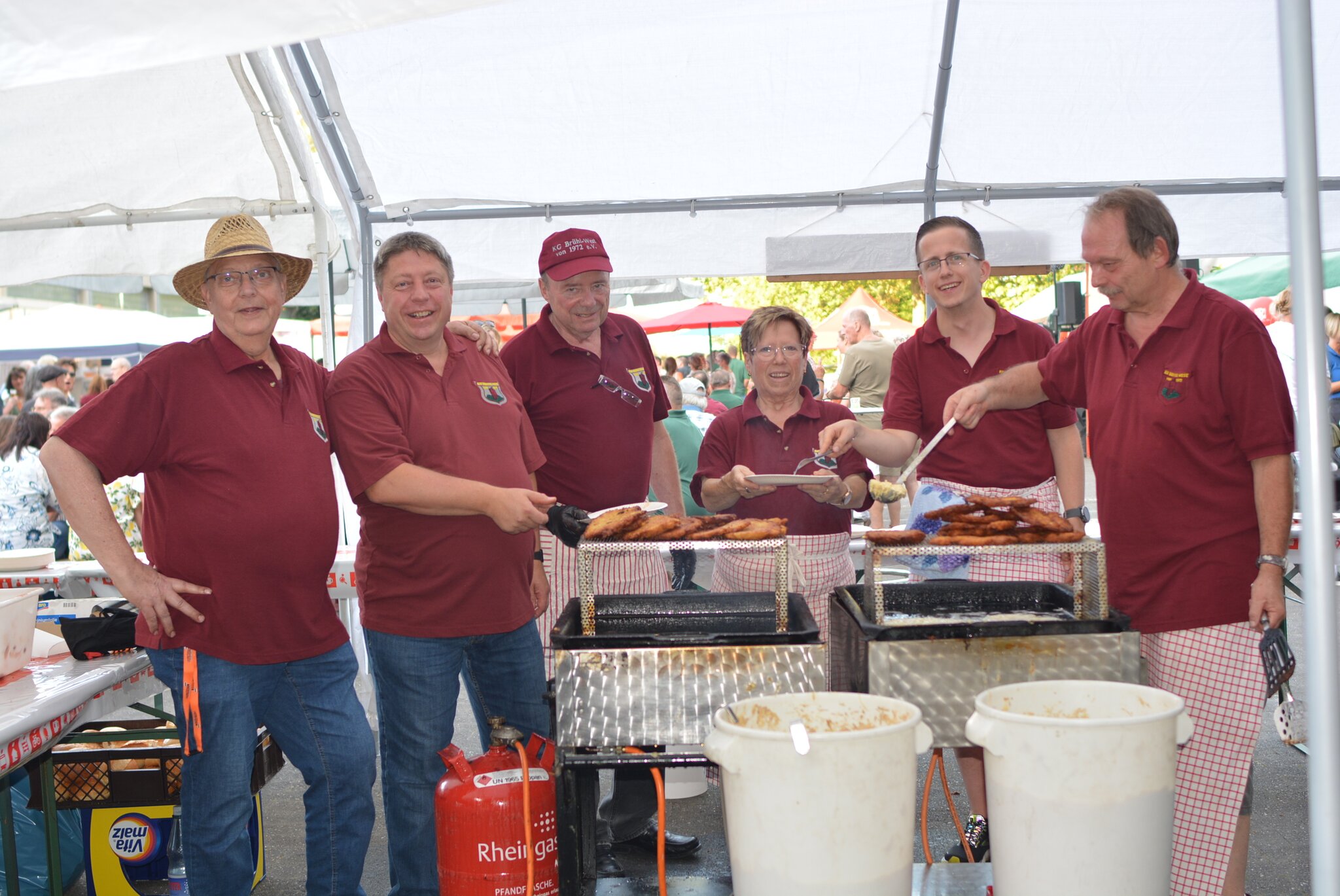 Sommerfest der KG West: Reibekuchen waren wieder der Renner - Brühl Sommerfest der KG West: Reibekuchen waren wieder der Renner - Brühl