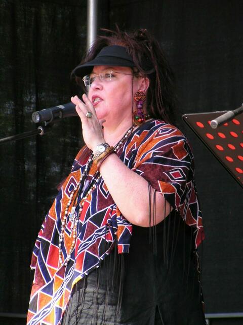 on stage | Foto: Bildrechte: Norbert Herod