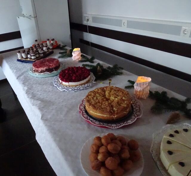 Kuchenbuffet | Foto: FURORE