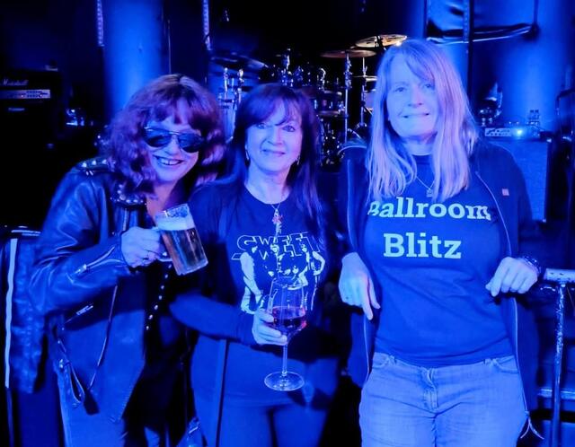 Foto: Fotos mit freundlicher Genehmigung von Edith Hanke, Susanne Hanke, Jürgen Hoffmann und BALLROOM BLITZ