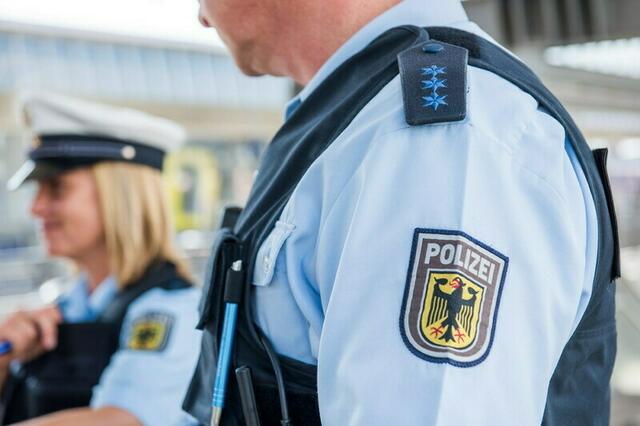 Symbolbild von zwei Bundespolizisten. | Foto: Bundespolizei